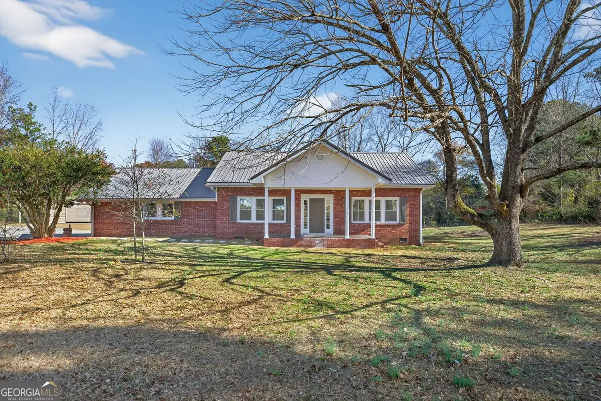 18 Dyer Circle, Carrollton, GA 30116 - Image #1