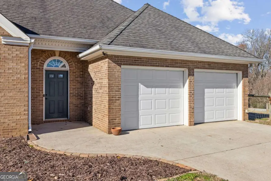 1117 Brooks Road, Pendergrass, GA 30567 - Image #2