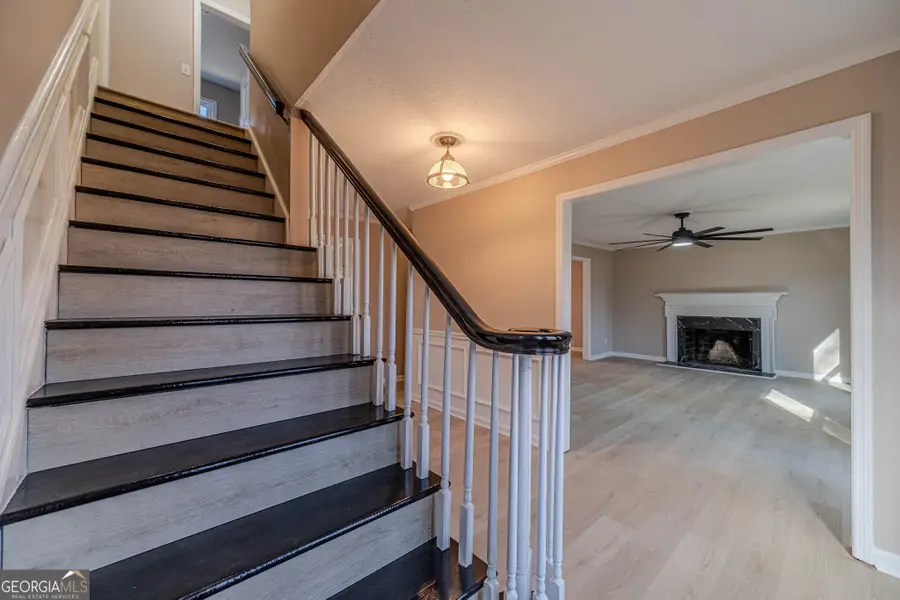 1892 Surrey Trail Se, Conyers, GA 30013 - Image #2