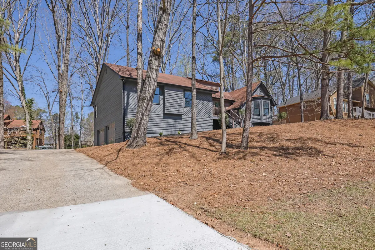 4843 Caboose Lane Nw, Acworth, GA 30102 - Image #1