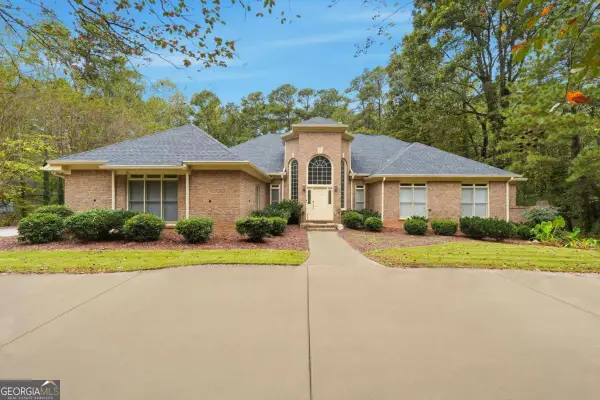 1988 Fairgreen Drive, Stone Mountain, GA 30087