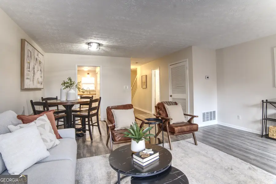 587 Wedgewood Drive, Alpharetta, GA 30009 - Image #3