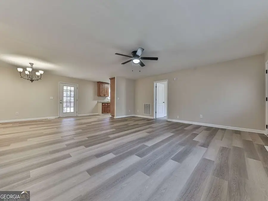 472 Crowe Springs Road, White, GA 30184 - Image #3