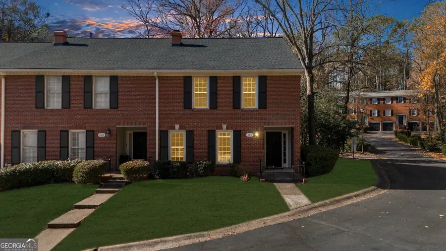 501 Dunwoody Chace, Atlanta, GA 30328 - Image #2