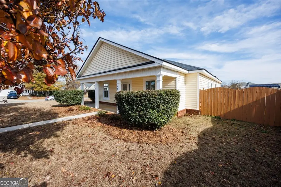 402 Latham Drive, Warner Robins, GA 31088 - Image #2