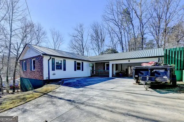 3527 Lakeview Drive, Gainesville, GA 30501 - Image #1