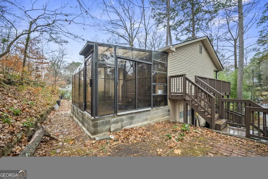 5121 Heather Road Se, Smyrna, GA 30082 - Image #2