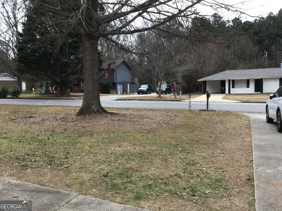 40 Belmont Park Lane, Ellenwood, GA 30294 - Image #2