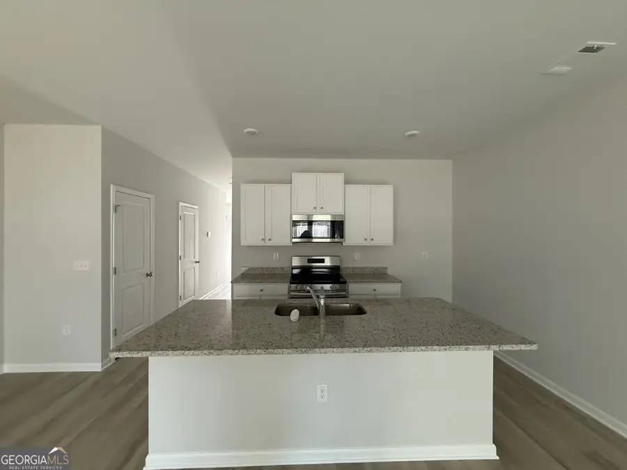 156 Village Green Drive, Adairsville, GA 30103 - Image #3