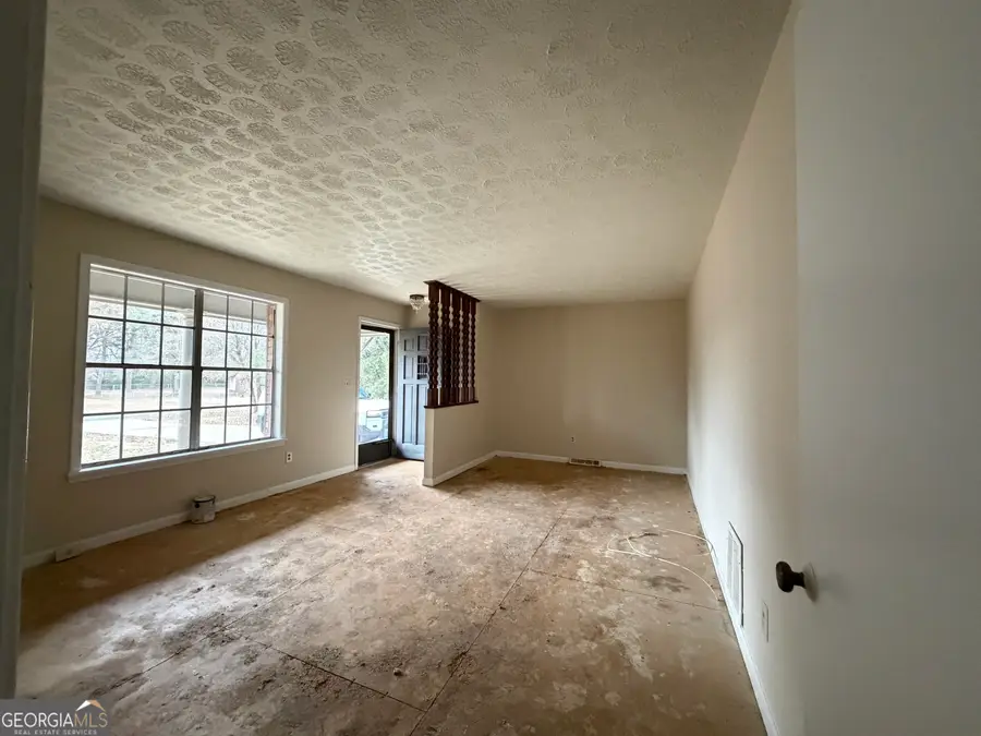 11 Parkwood Drive Ne, Rome, GA 30161 - Image #3