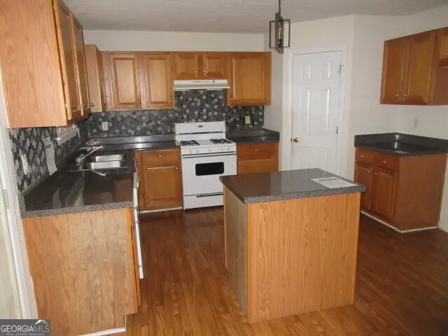 12237 Dickson Road, Hampton, GA 30228 - Image #3