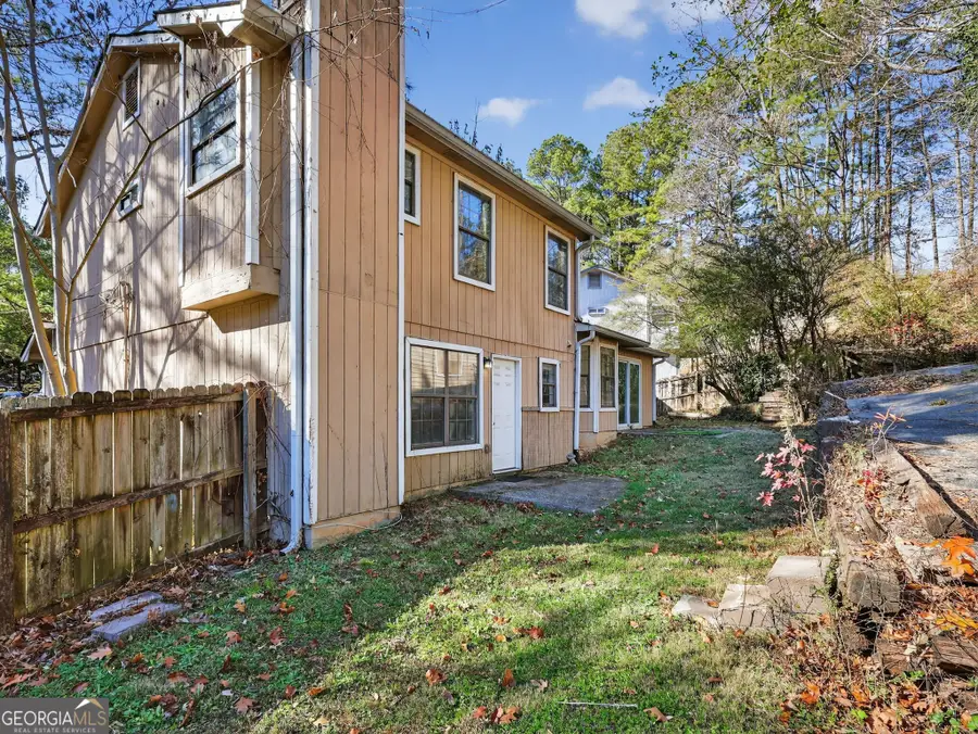 583 Tarragon Court Sw, Atlanta, GA 30331 - Image #2