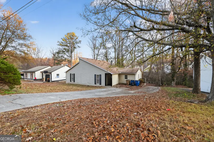 1009 Salisbury Trail, Riverdale, GA 30296 - Image #3