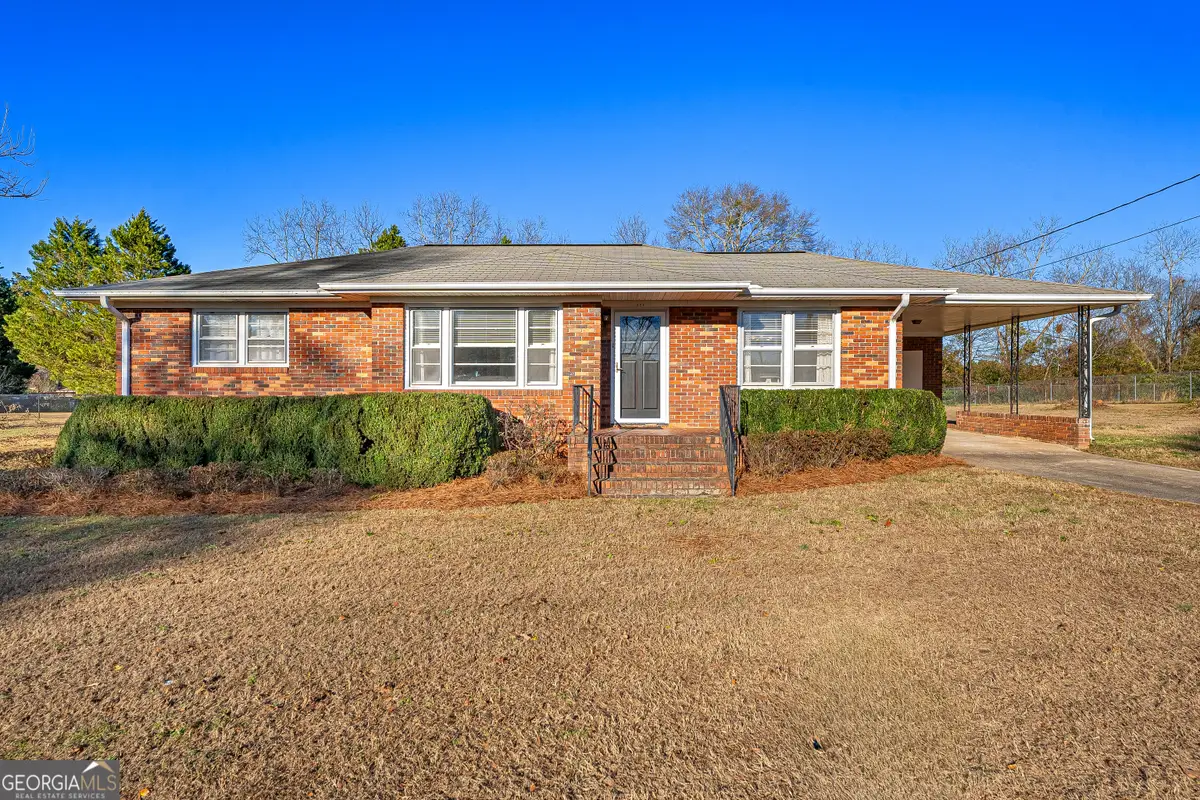 224 Race Street, Hartwell, GA 30643 - Image #1