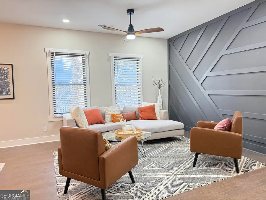 907 Beecher Street Sw, Atlanta, GA 30310 - Image #2