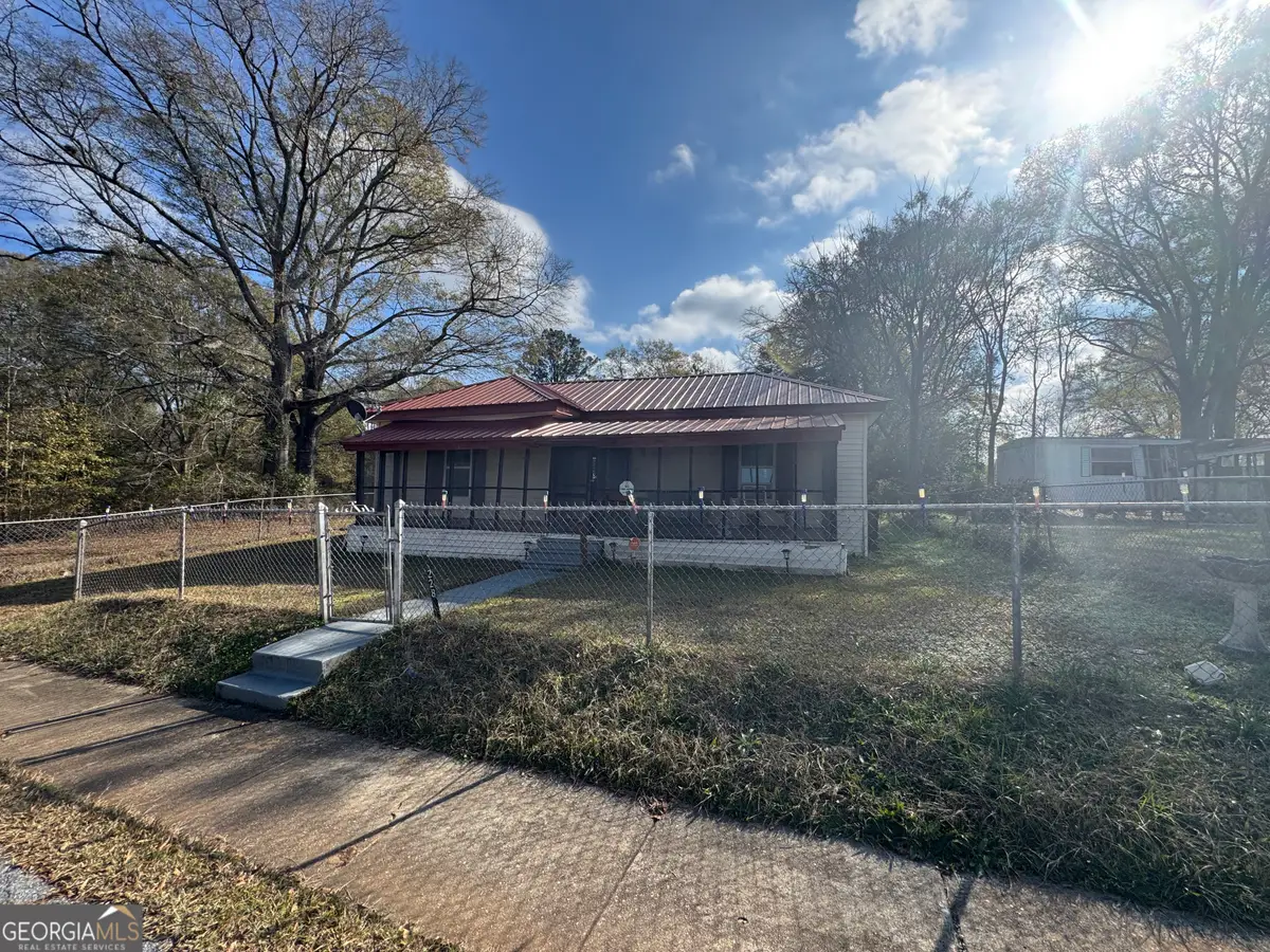 228 Rose Avenue, Woodbury, GA 30293 - Image #1