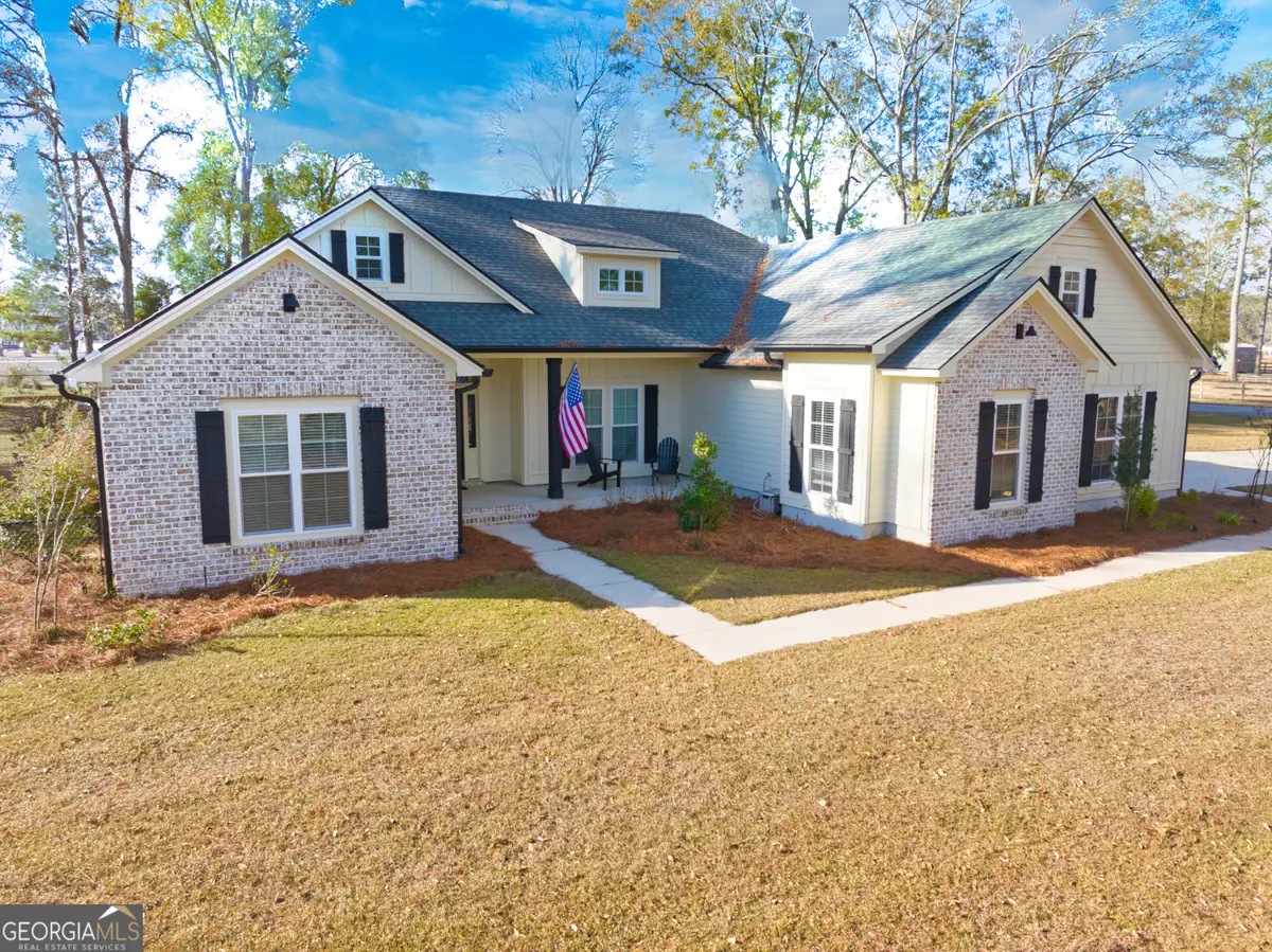 11 Walton Way Drive, Nashville, GA 31639 - Image #1