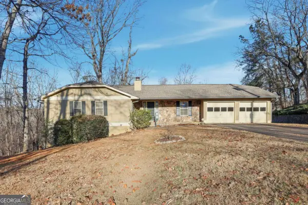 2224 Colonial Drive, Gainesville, GA 30501