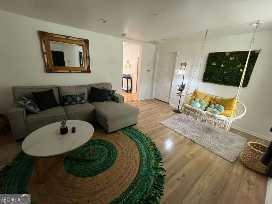 718 Fairburn Road Nw, Atlanta, GA 30331 - Image #3