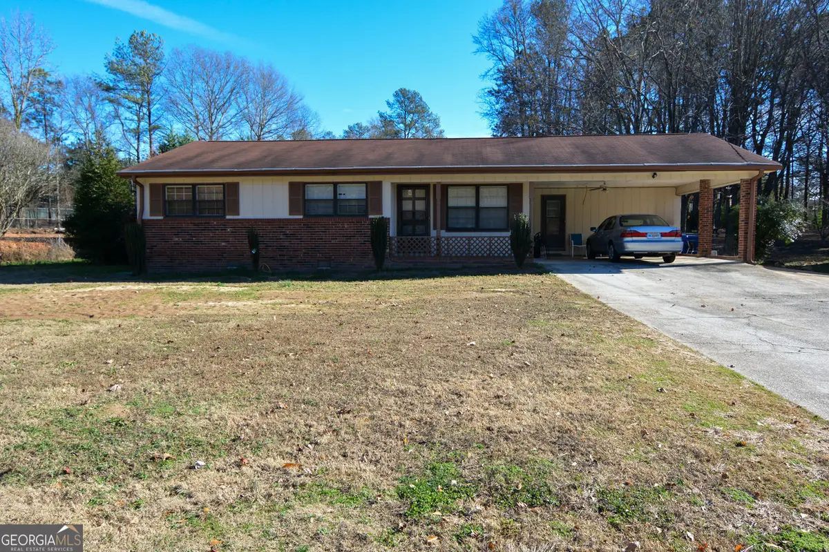 692 Davis Road, Lawrenceville, GA 30046 - Image #1