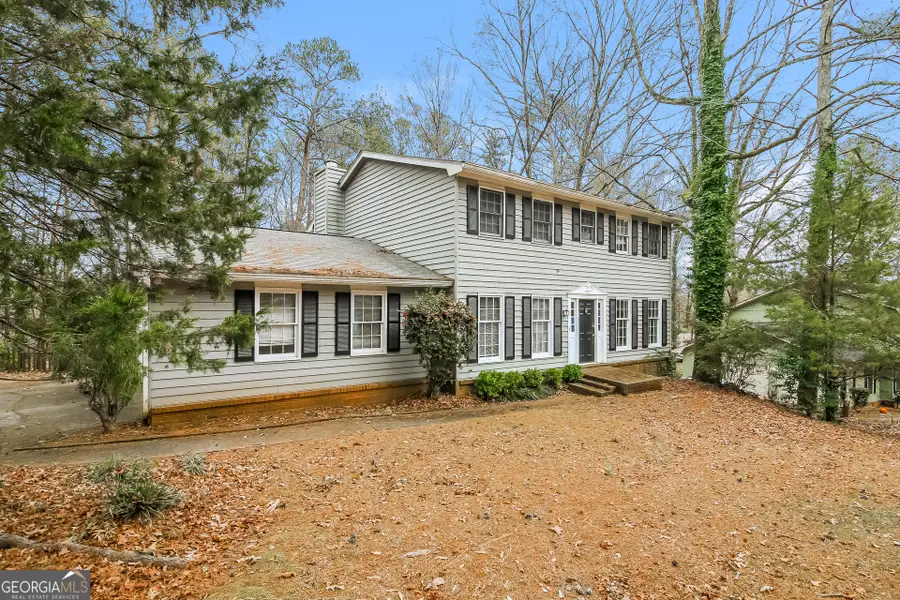 1672 Briarbend Court, Stone Mountain, GA 30088 - Image #2