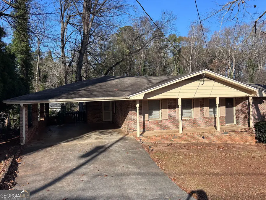 4884 Oakside Drive, Stone Mountain, GA 30088 - Image #2