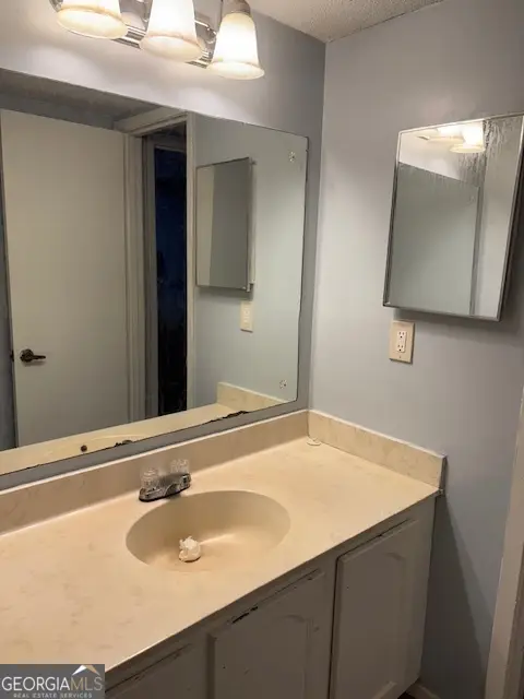 621 Garden Walk Drive, Stone Mountain, GA 30083 - Image #3