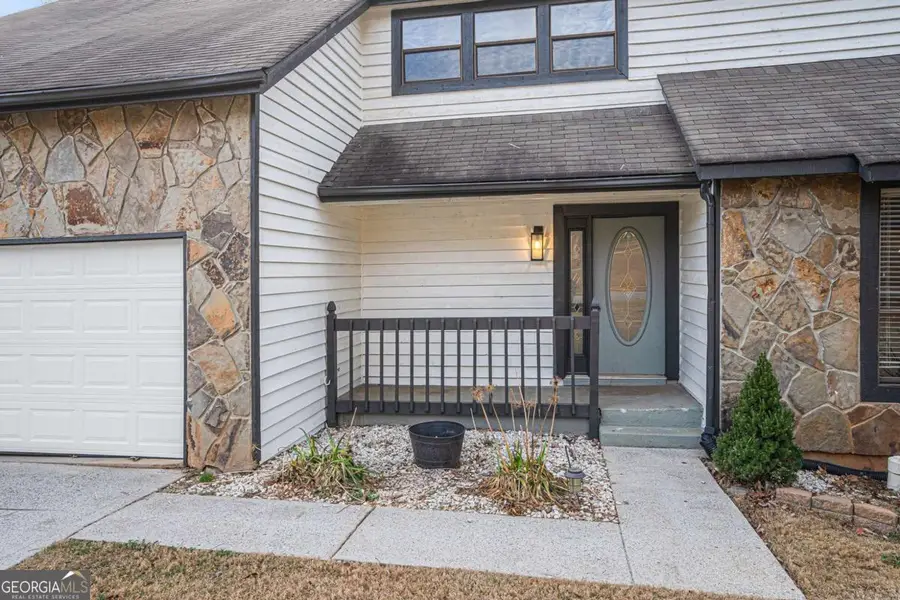 1655 Links Overlook, Stone Mountain, GA 30088 - Image #2