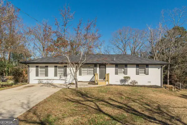 6012 Danbury Court, Morrow, GA 30260