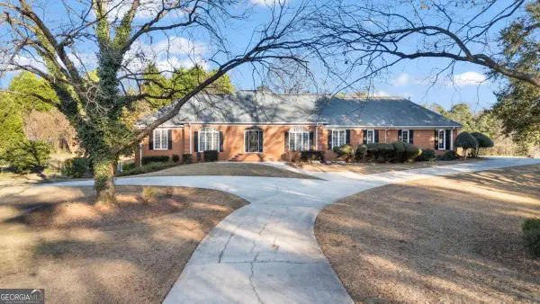 405 Savannah Circle, Jonesboro, GA 30236