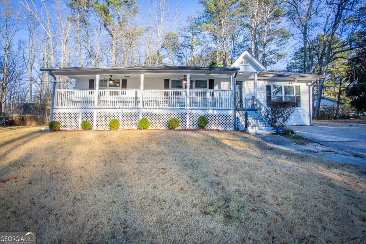 5215 Dixie Lake Road, Union City, GA 30291 - Image #1