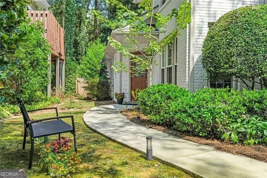 1023 Shady Valley Place Ne, Atlanta, GA 30324 - Image #3