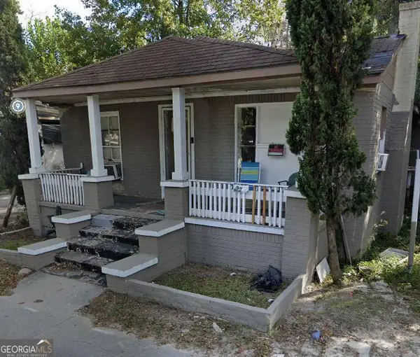 1009 W 52nd Street, Savannah, GA 31405