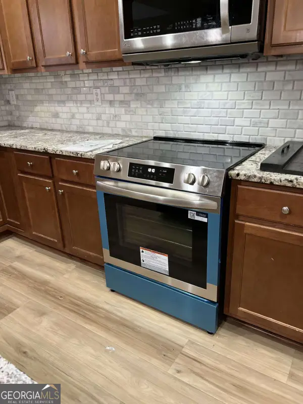 1806 Waters Edge Trail, Roswell, GA 30075