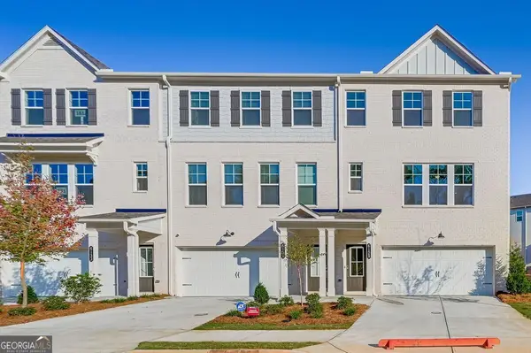 327 Dresden Circle, Tucker, GA 30084