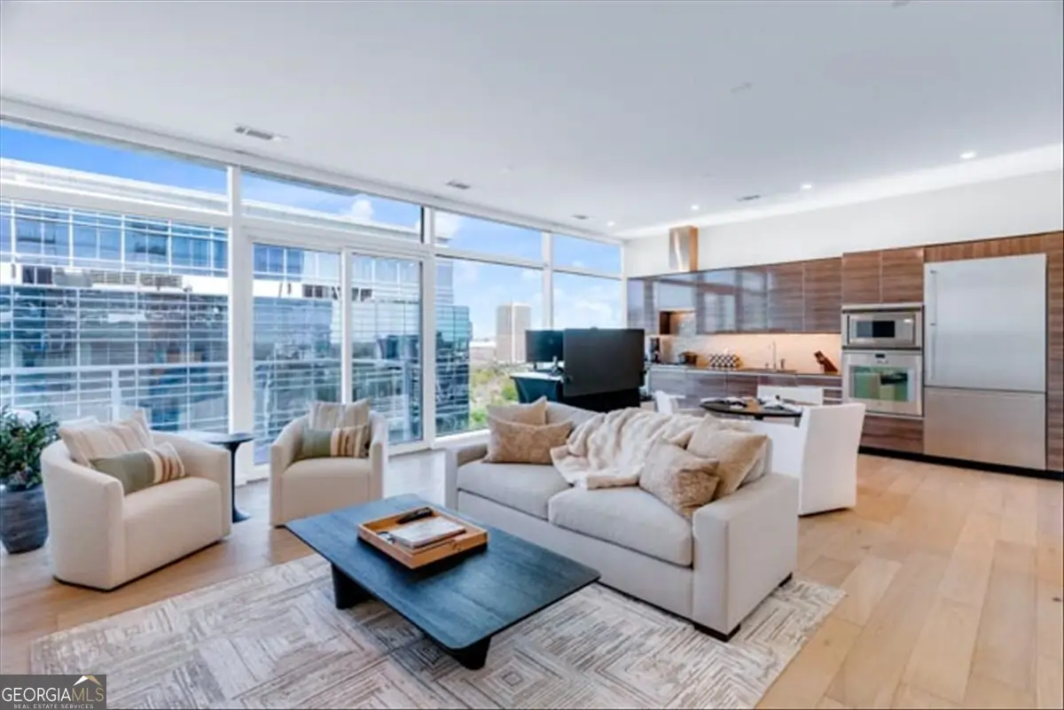 45 Ivan Allen Jr Boulevard Nw #1704, Atlanta, GA 30308 - Image #1