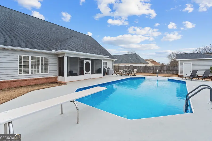 203 Lovorn Circle, Warner Robins, GA 31088 - Image #2