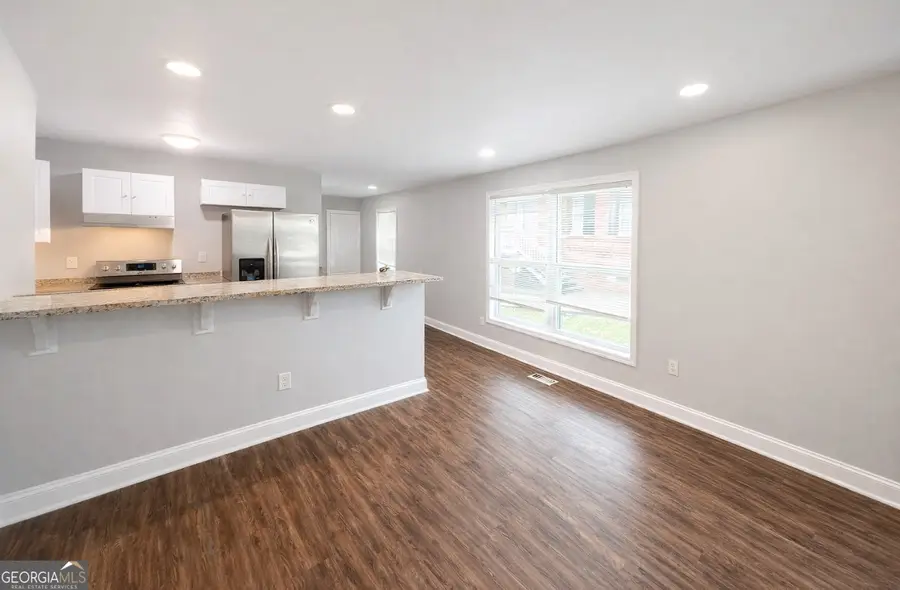 2035 Lois Place Nw, Atlanta, GA 30318 - Image #3