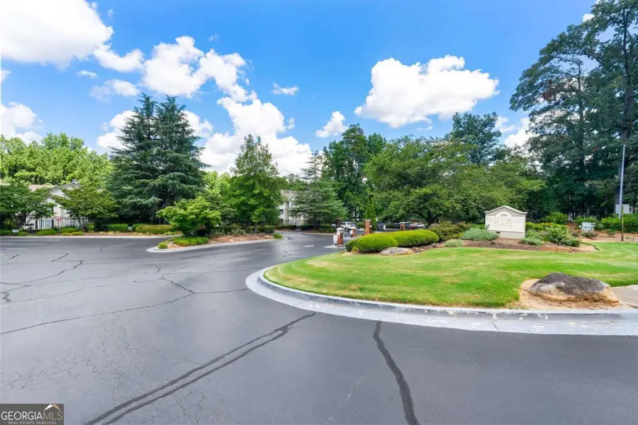 1250 Parkwood Circle Se #2310, Atlanta, GA 30339 - Image #3