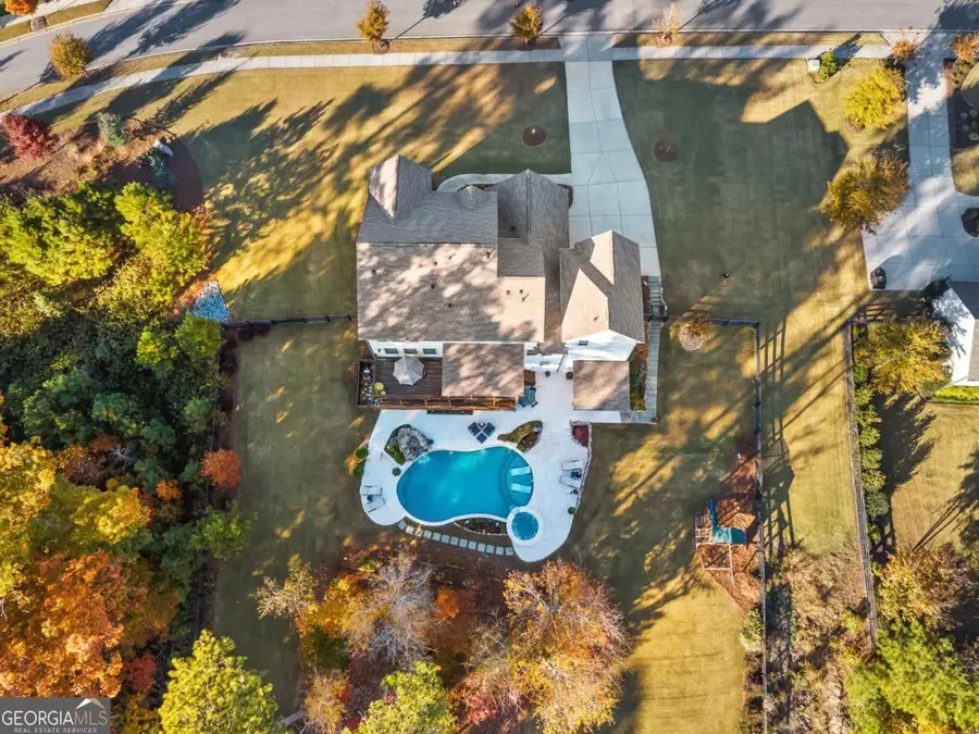 16180 Grand Litchfield Drive, Roswell, GA 30075 - Image #2