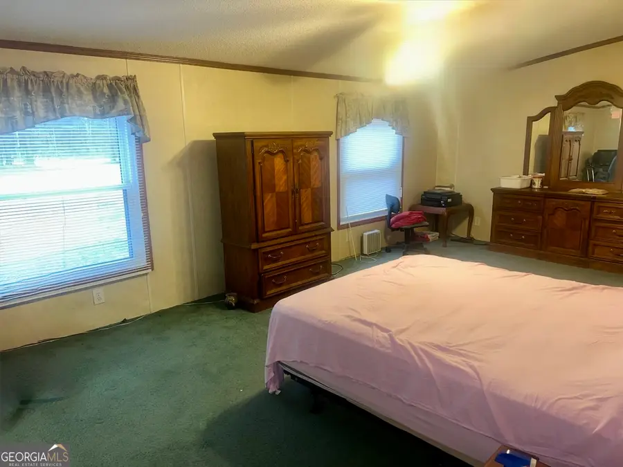 882 Caldwell Road, Gay, GA 30218 - #3