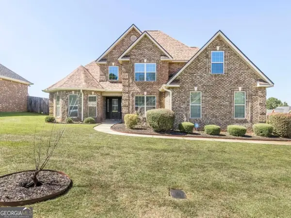 402 Charlotte Drive, Bonaire, GA 31005