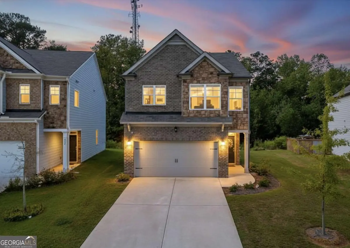 930 Bentley Drive, Fairburn, GA 30213 - Image #1