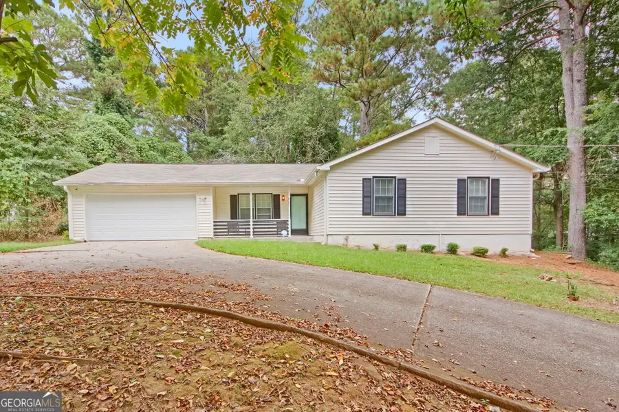 3992 Wrexham Drive, Snellville, GA 30039 - #2