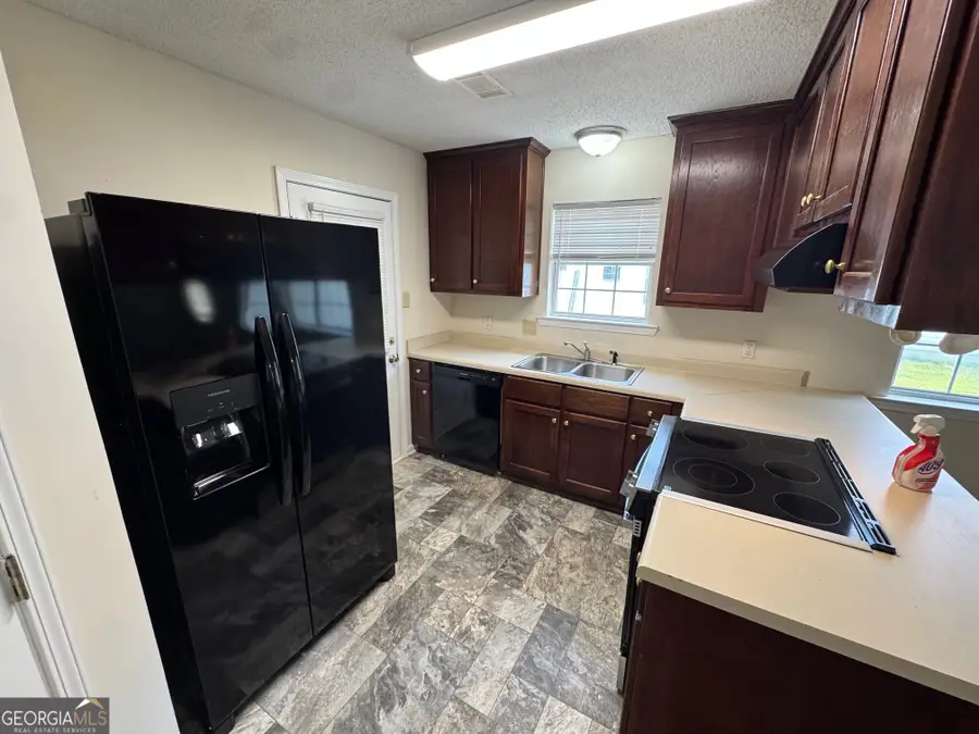 113 Georgetown Boulevard, Warner Robins, GA 31088 - Image #2