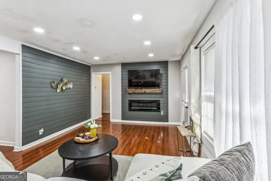 5430 Carol Circle Sw, Mableton, GA 30126 - Image #2