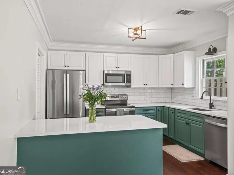 50 Mount Vernon Circle, Sandy Springs, GA 30338 - Image #2