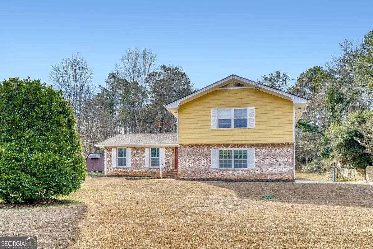 2201 Colonial Oak Way, Stone Mountain, GA 30087 - #1