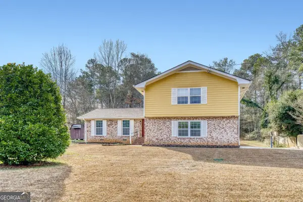 2201 Colonial Oak Way, Stone Mountain, GA 30087