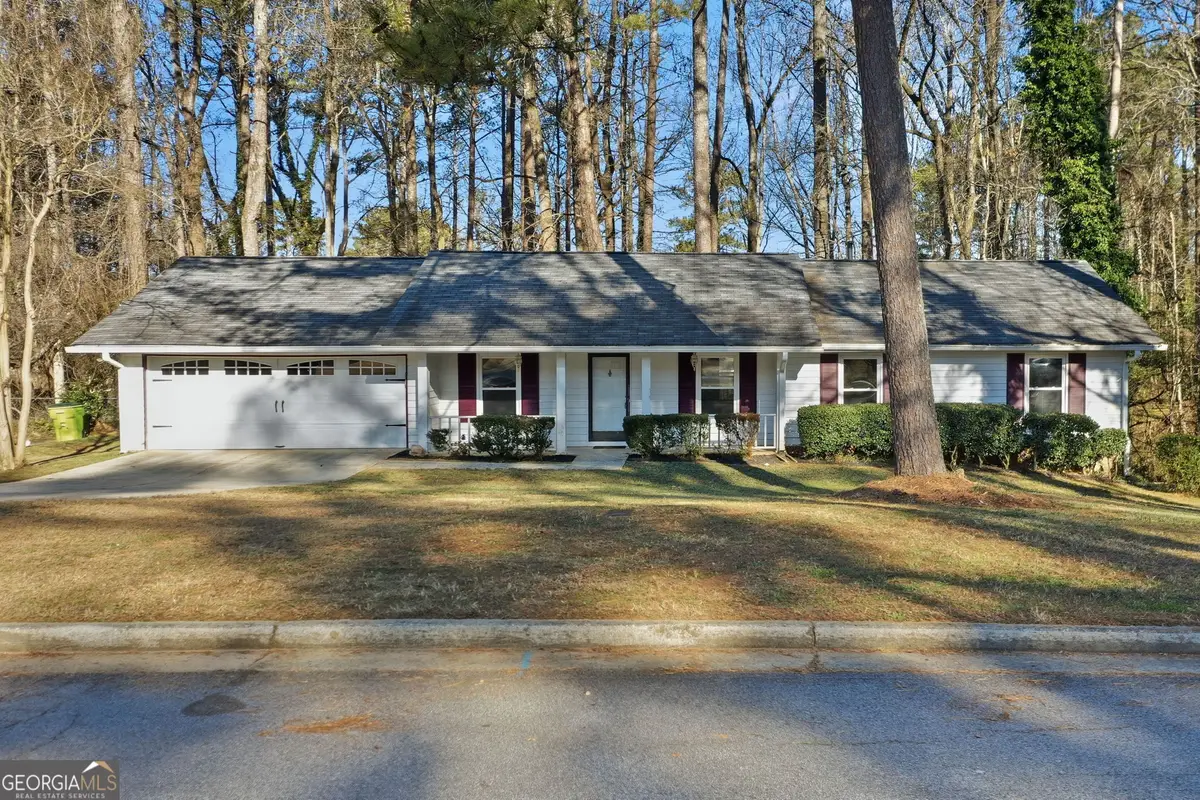 566 Sugar Valley Lane Se, Conyers, GA 30094 - Image #1